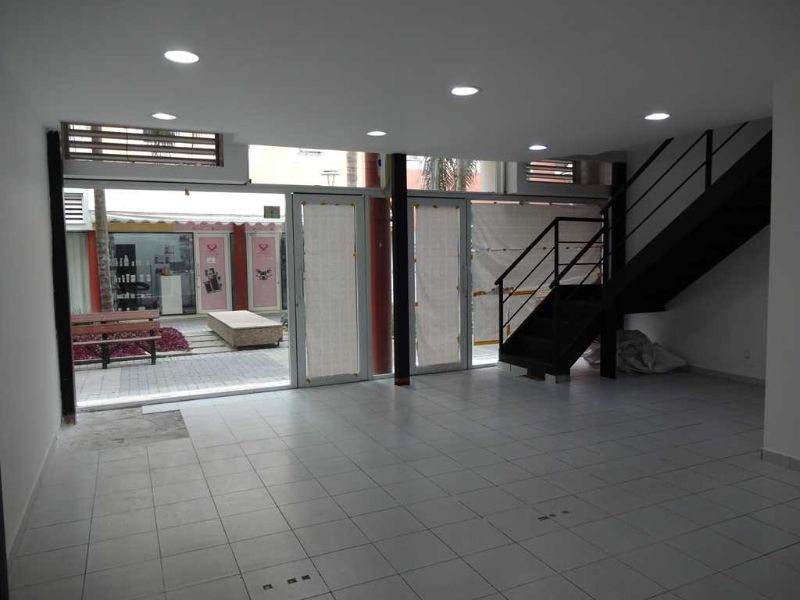 img-1